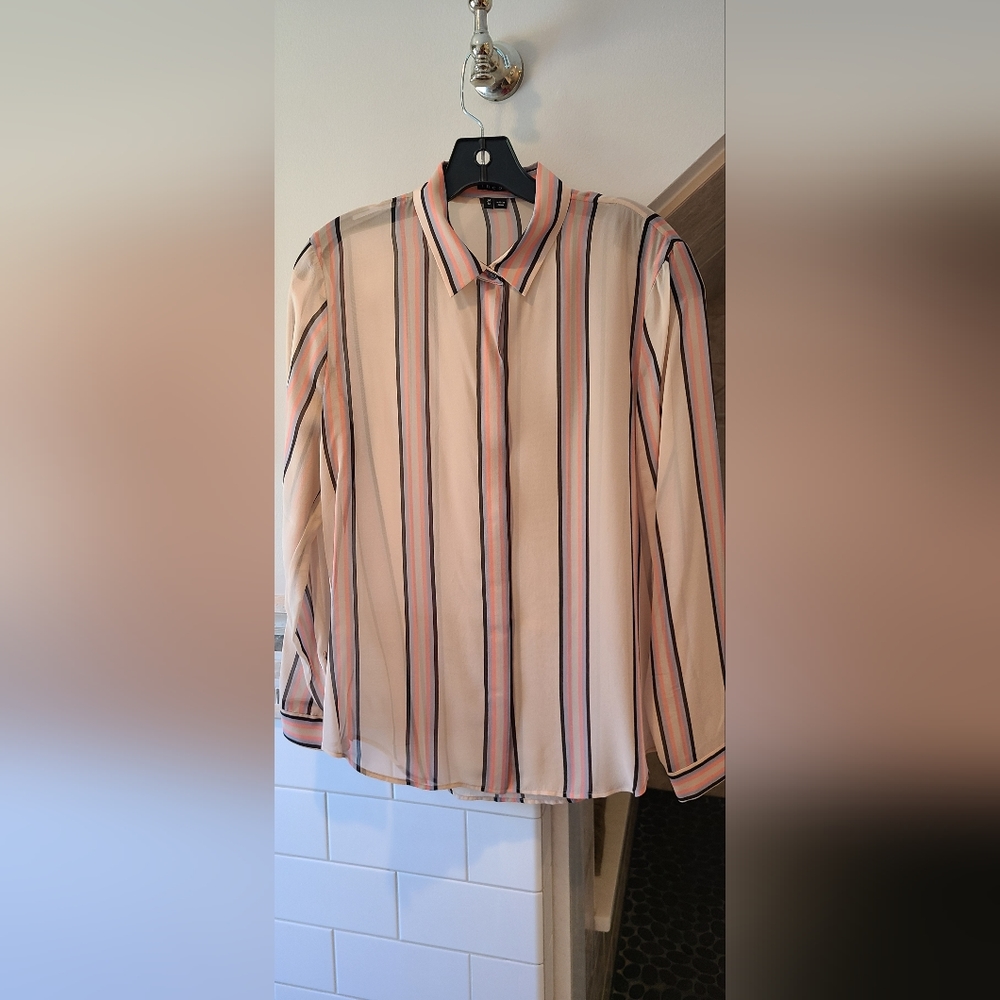 Theory 100% Silk Blouse, M, Multi-colored pale pink, gray, blue. Never Worn.